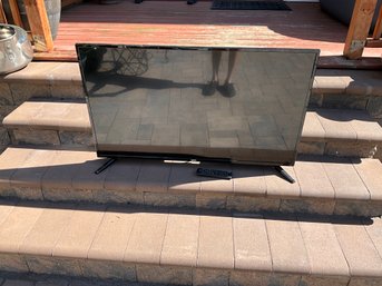 Onn HDMI Flat Screen Television With Remote ONA43UB19E04