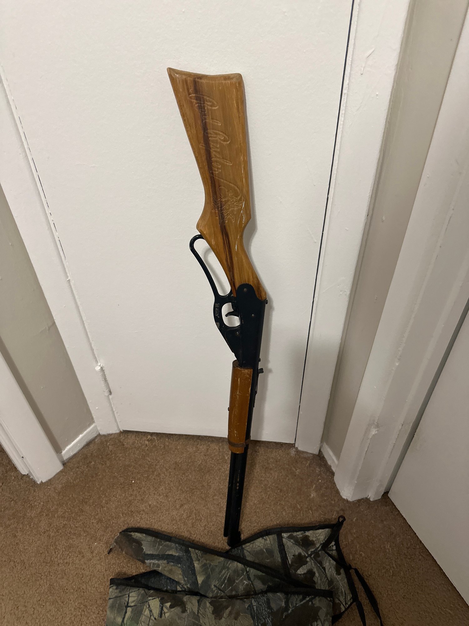 Daisy Red Rider BB Gun With Case Has Some Ware But Works #38125 ...