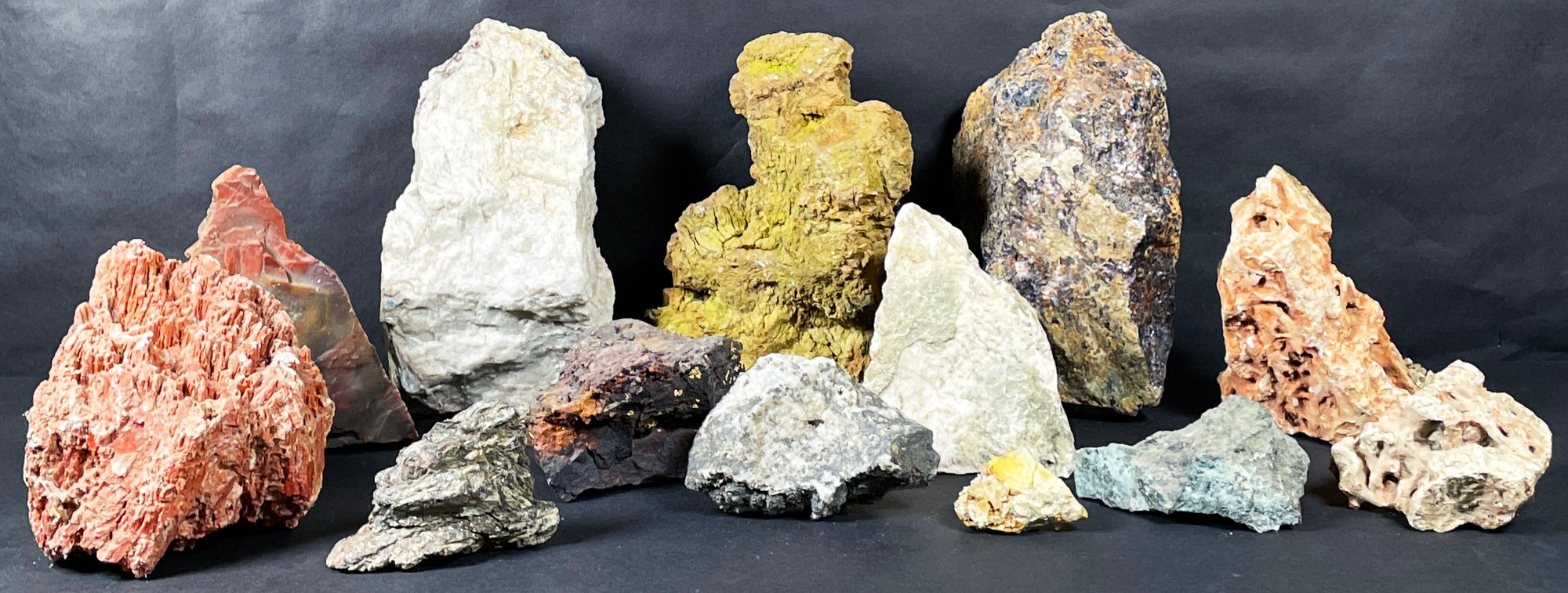13 Rare Natural Rock & Mineral Clusters #28430 | Auctionninja.com