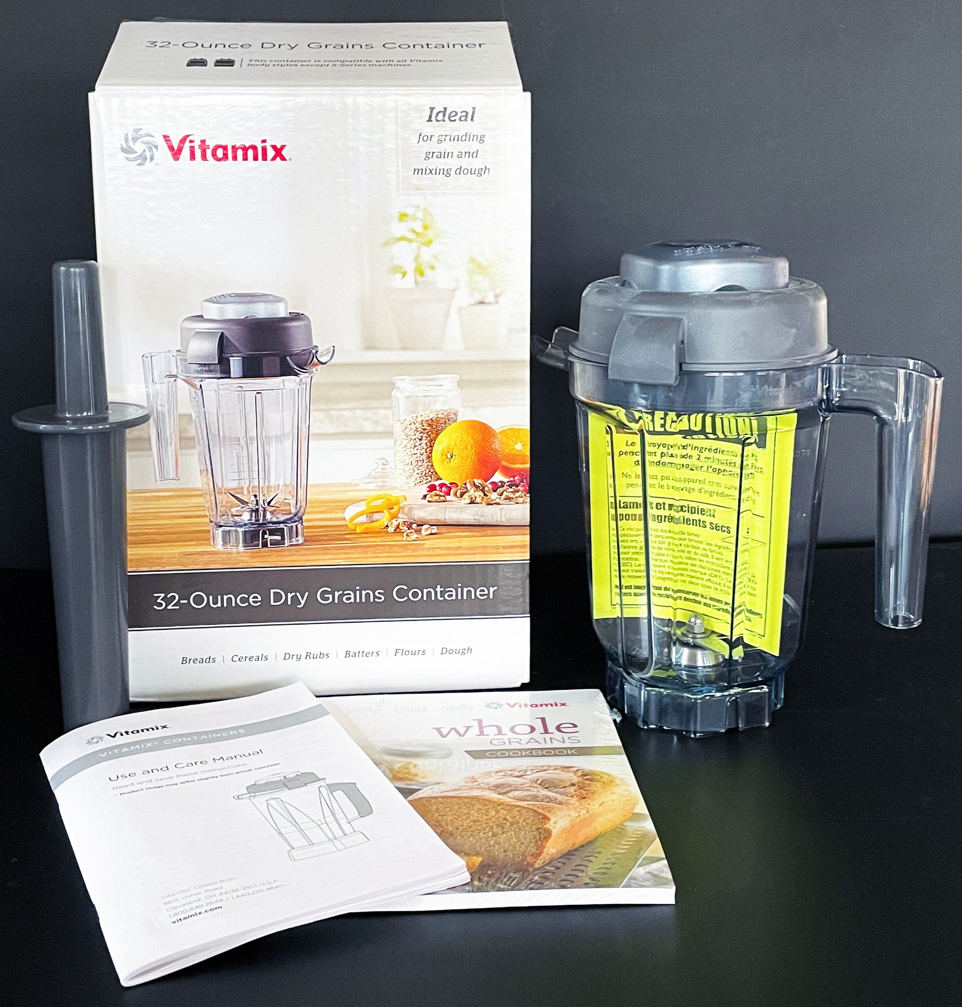 Vitamix Professional 300 Blender With 2 Containers #32187