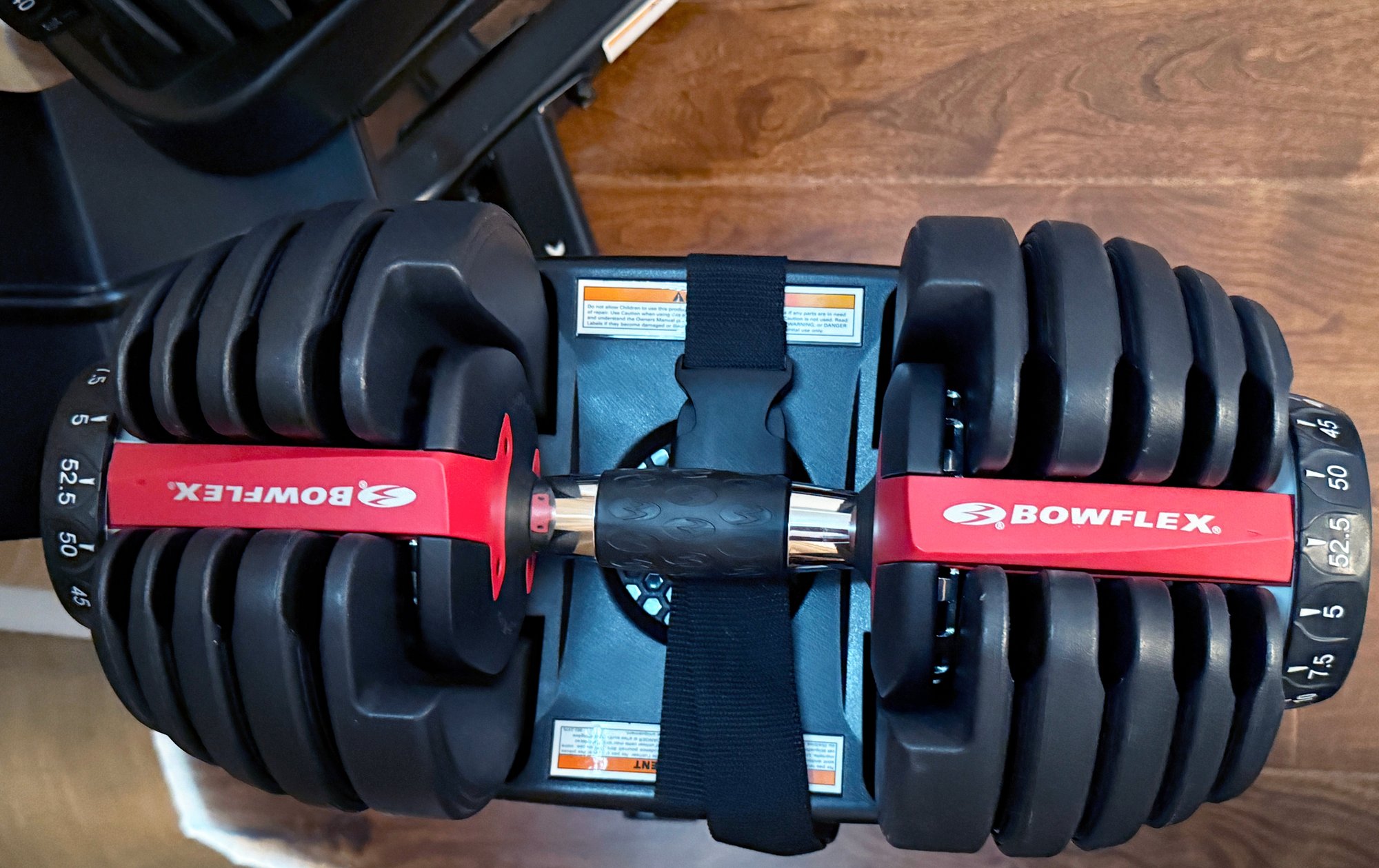 Bowflex SelectTech Dumbbell Stand With Media Rack & Bowflex SelectTech ...