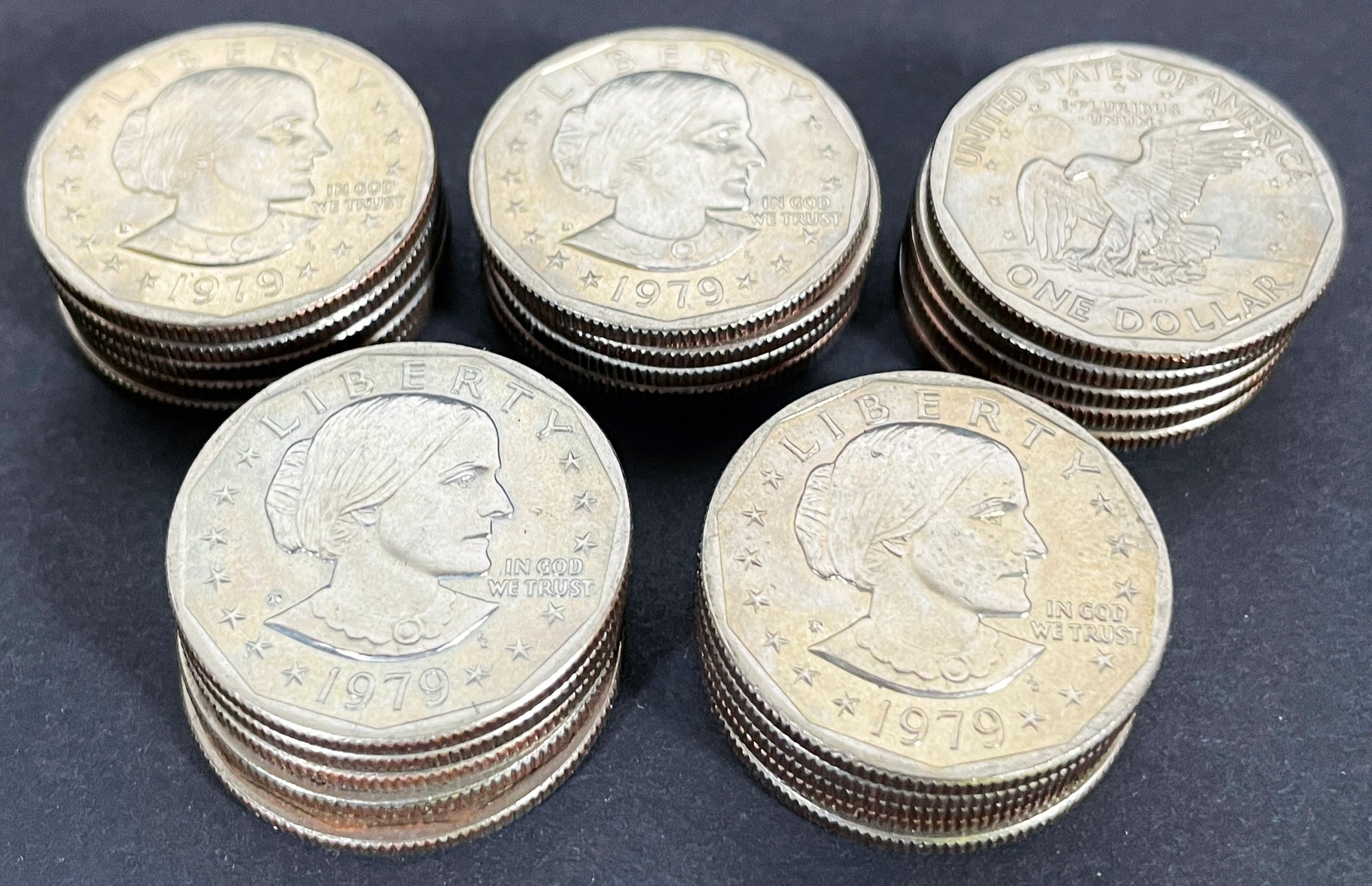 25 Susan B. Anthony 1979 One Dollar Coins #27857 | Auctionninja.com