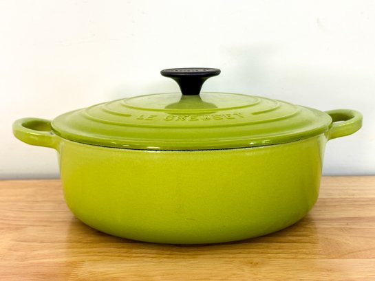 Le Creuset Kiwi Green Number 24 Round Dutch Oven