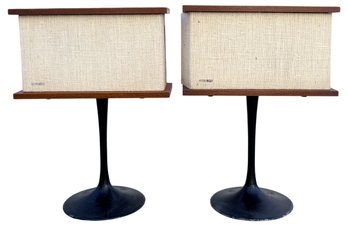 Vintage Mid Century Modern Bose 901 Series Direct/reflecting Floor Speakers And 901 Series II Equalizer