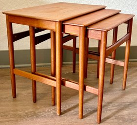 Hans Wegner Danish Teak Nesting Tables Model AT-40 For Andreas Tuck