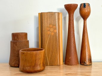 4 Mid Century Teak Candle Holders And Wood With Floral Inlay Pattern Bud Vase