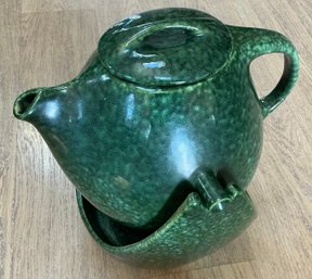ROSEVILLE RAYMOR FROG SKIN GREEN SWINGING COFFEE POT AND STAND #176 BEN SEIBEL- WE CAN SHIP!