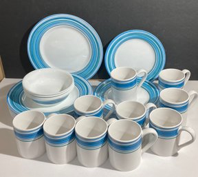 Pretty Corelle Corningware Blue Swirls Dinnerware 38 Pieces