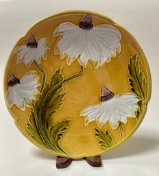 Antique French Majolica White Daisy Plate 9.5 Inches