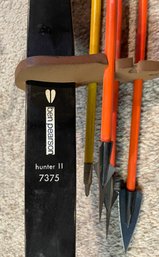 Ben Pearson #7375 Hunter II Recurve Bow With Arrows As Shown