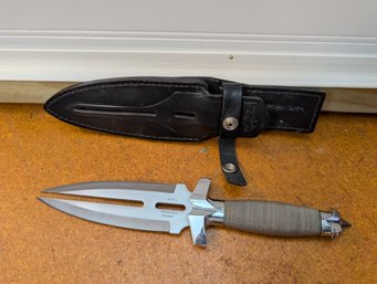 United Cutlery UC453 Sid Hill Throwing Knife With Sheath - Taiwan Stainless Steel