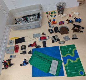 Smoke Stained! Lego Assorted Castle Knights Horses Minifigures And Baseplates Lot