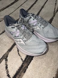Women's Saucony Shoes