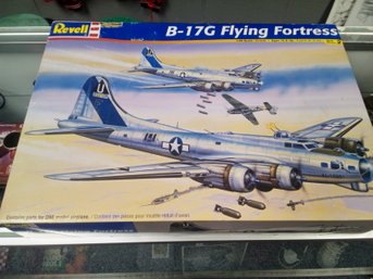 Vintage B17g Flying Fortress Model
