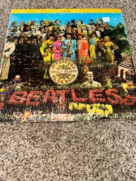 BEATLES SGT. PEPPER VINYL LP RAINBOW CAPITOL 1967 FIRST PRESSING MAS 2653