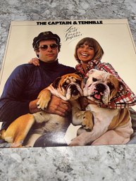 The Captain & Tennille Love Will Keep Us Together Vinyl Record SP 3405 A&M 1975