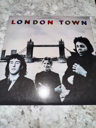 Wings / London Town. Vinyl LP 1978 Paul McCartney W/ Poster