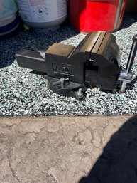 Larin Shop Vice Grip 6'