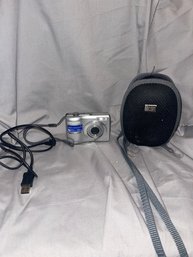 Olympus FE-210 7mp Digital Camera Package