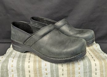 Dansko Professional Oiled Black Style Shoes