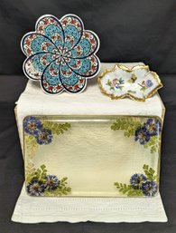 Miscellaneous Trays And Dish
