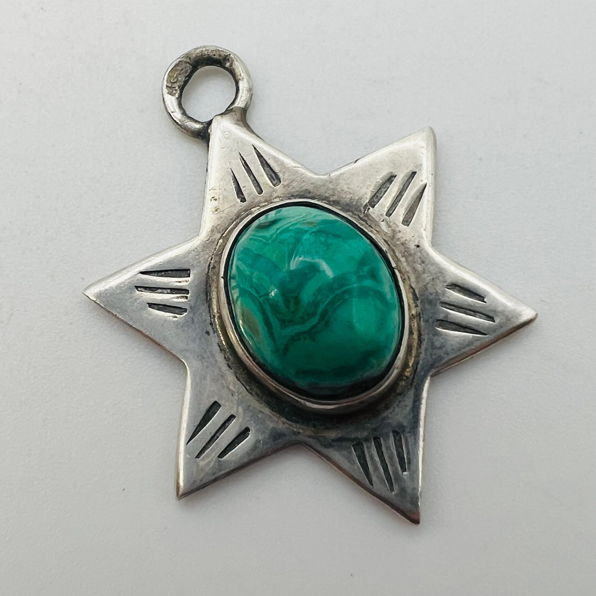 ST, TURQUOISE, Sterling Star Pendant 3.16 G #85422 | Auctionninja.com