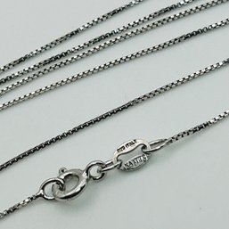KA1772 Italy Sterling Box Chain Necklace 1.4g