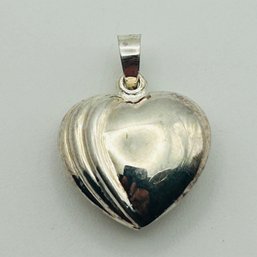 Sterling Puffy Heart Pendant 3.0g