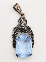 Sterling Silver Blue Stone Pendant 3.8G