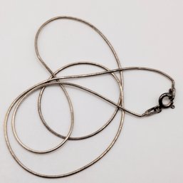 A Sterling Silver Necklace Italy 3.5G