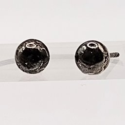 Sterling Silver Stud Earrings 0.8G