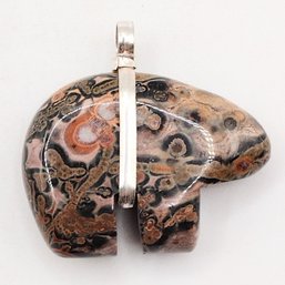 Sterling Silver Agate Bear Pendant 9.5G