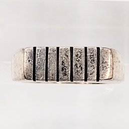 Sterling Silver Ring SZ 6.25 6.9G