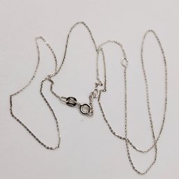 Sterling Silver Chain Necklace Italy 0.9G