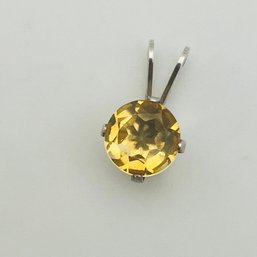 Sterling Citrine Pendant 0.4 G