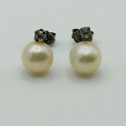 Signed Sterling Multi Gem Stud Earrings. 1.4g