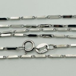 Sterling Chain Necklace. 3.4g