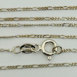 Italy Sterling Figaro Chain Necklace. 1.8g