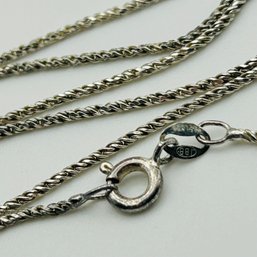 IBB Indo Sterling Twisted Chain Necklace. 3.1g