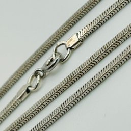 Sterling Flat Snake Chain Necklace. 6.6g