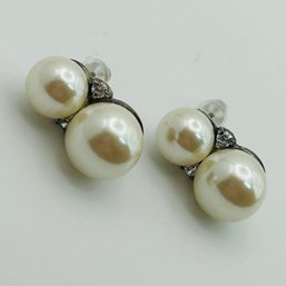 Sterling Double Pearl Earrings. 5.0g