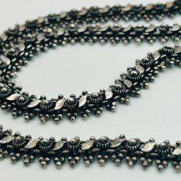 Sterling Flat Bead Detail Necklace. 35.6g