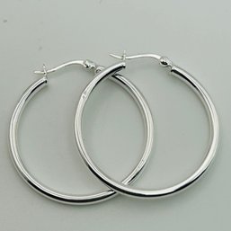 Sterling Hoop Earrings. 3.9g