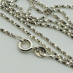 Italy Sterling Twisted Box Chain Long Necklace 5.1g
