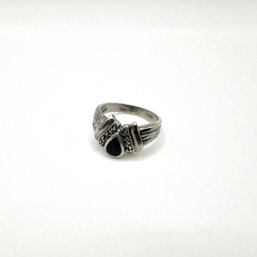 Vintage Sterling Silver Onyx & Marcasite Tear-Shaped Accent Ring Size 7 4.2g