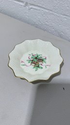 Vintage Mikasa Ivory Bone China 'Christmas Spirit' (B2098) Scalloped Bonbon Dish