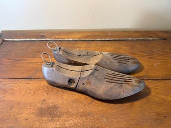 Vintage Hinged Wooden Shoe Forms / Cobbler's Lasts