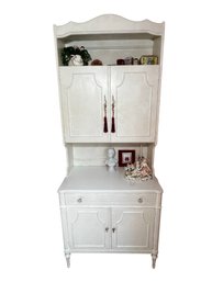 Thomasville Vintage White Storage Hutch / Armoire Cabinet With Drawer