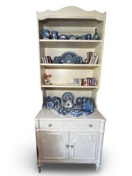 Thomasville Vintage White Hutch / China Cabinet / Bookcase With Storage