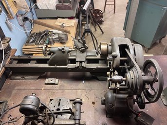 Vintage Atlas 10F Metal Lathe 10 Bench Engine Lathe W Chuck Tailstock Compound Tool Post